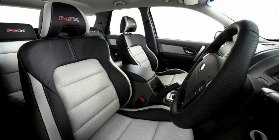 Интерьер FPV F6 X 2007 года  (фото 3 из 3)